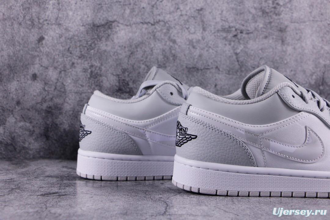 Air Jordan 1 Low SE