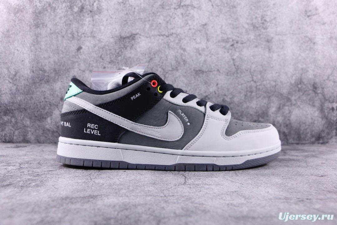 Nike SB Dunk Low “VX1000 Camcorder”