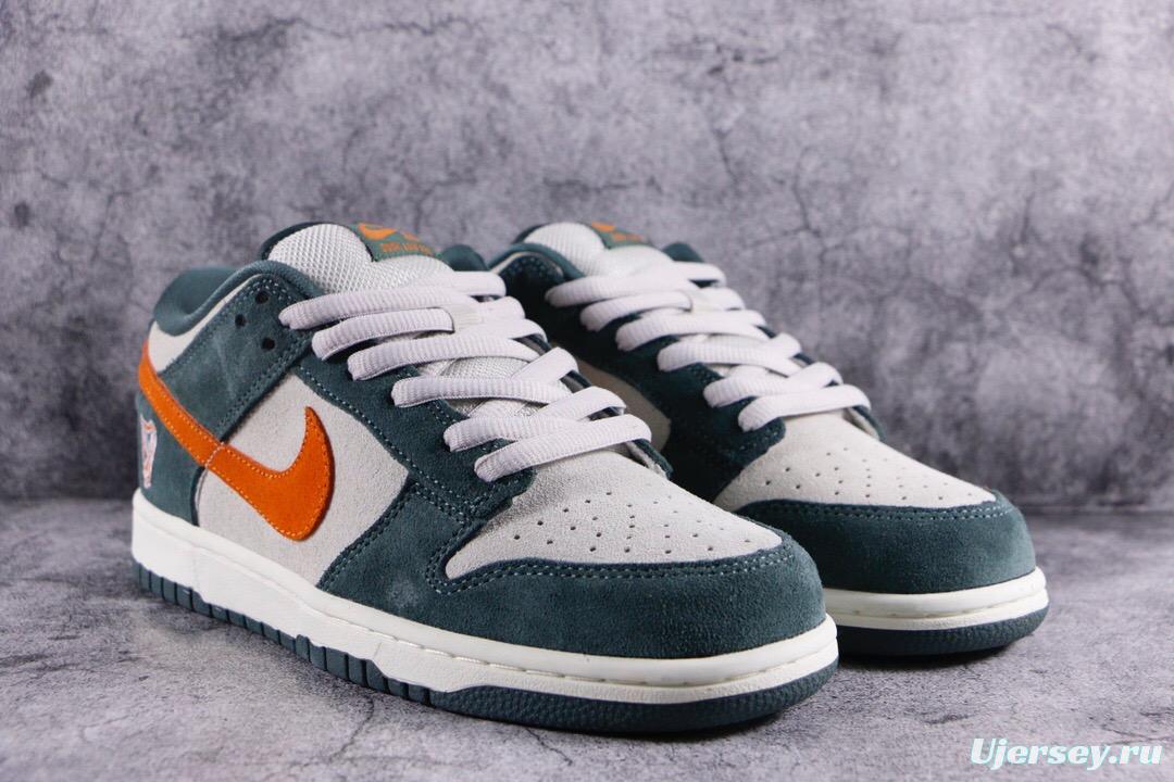 Nike Dunk SB Low Eire