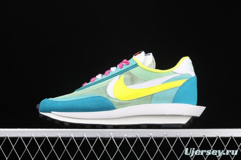 Sacai x NIKE LVD Waffle Daybreak co-signed catwalk style net gauze leather splicing double hook Swoosh running shoes BV0073-600