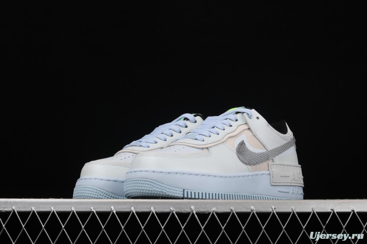 NIKE Air Force 1 ShAdidasow light weight heightened low-top 100-board shoes CV3027-001