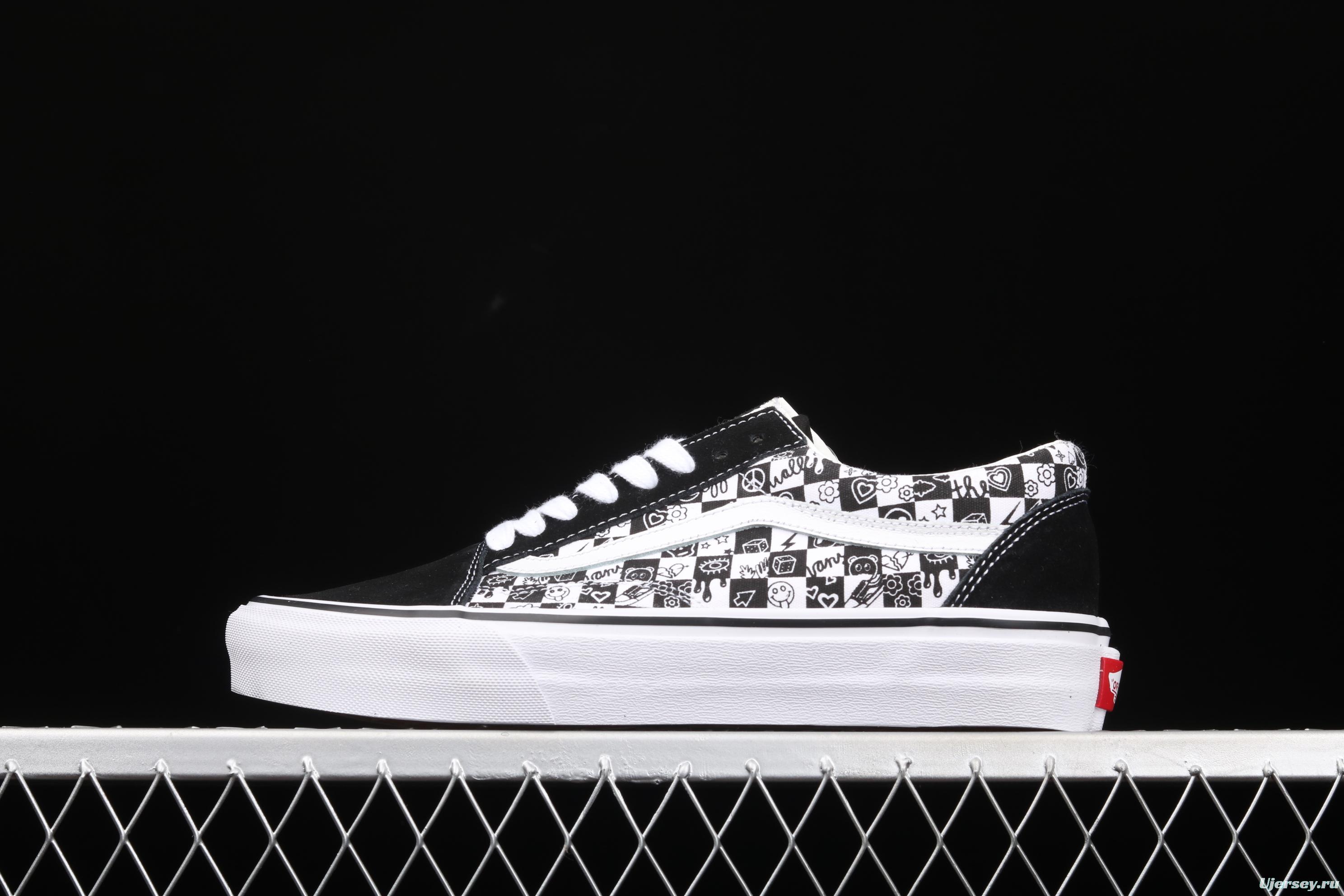 Vans Old Skool Vance black and white graffiti printed low upper canvas board shoes VN000D3HY28