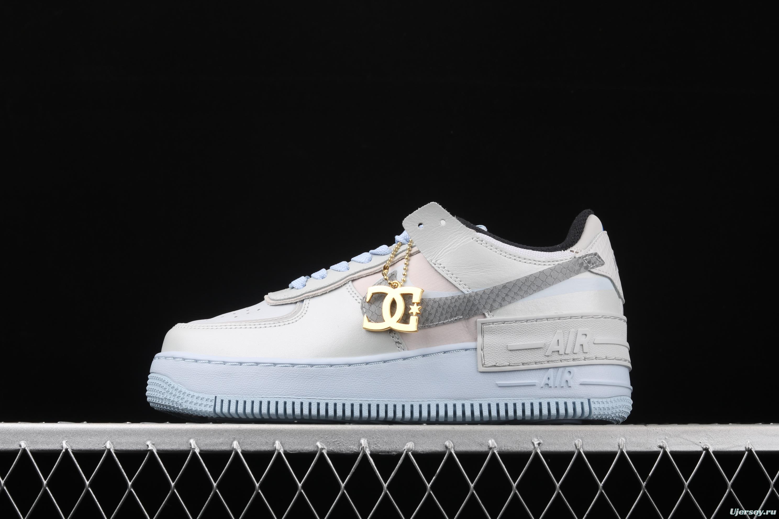 NIKE Air Force 1 ShAdidasow light weight heightened low-top 100-board shoes CV3027-001