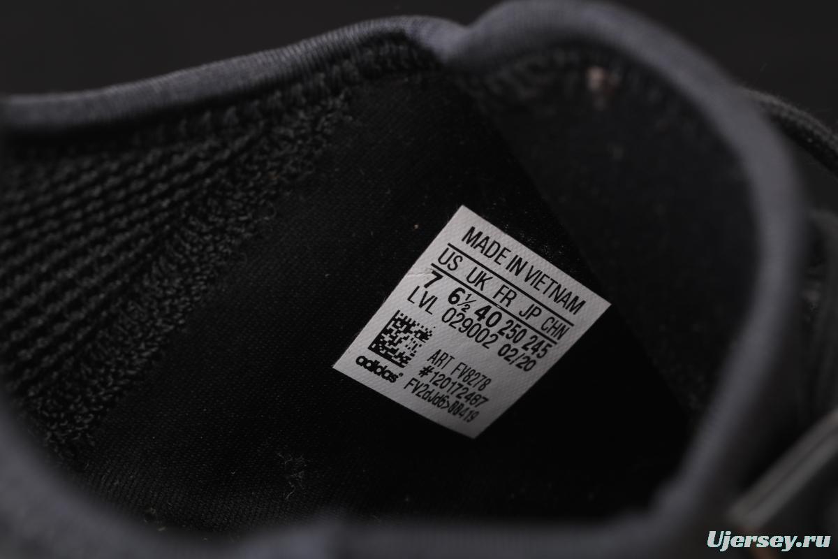 Adidas NMD R1 Boost FV8728's new really hot casual running shoes