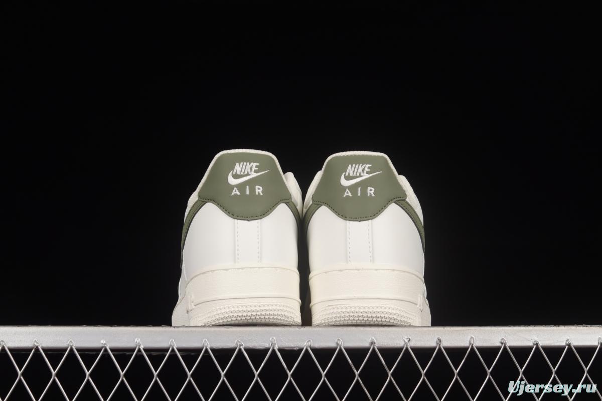 NIKE Air Force 1'07 Low Beige, White and Green Color Matching Low-Top Casual Sneakers CQ5059-110