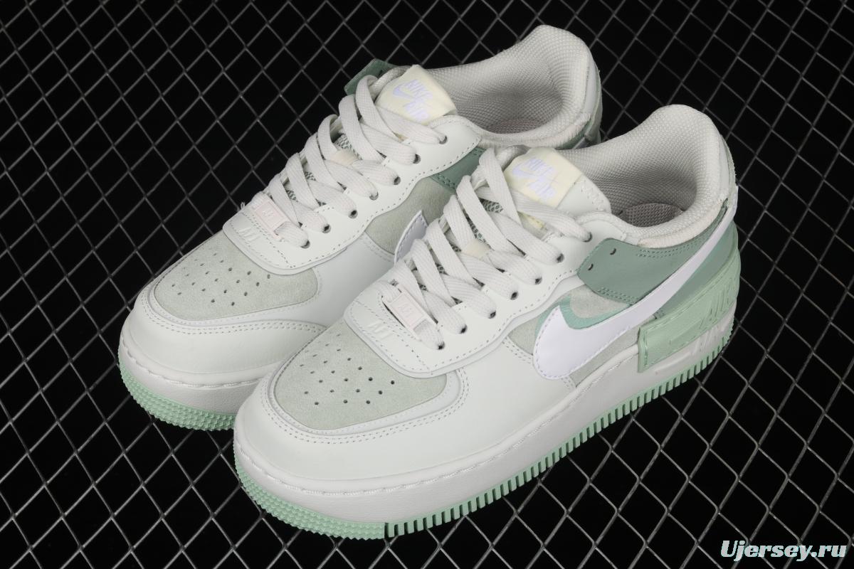 NIKE Air Force 1 ShAdidasow light weight heightened low-top 100-board shoes CW2655-001