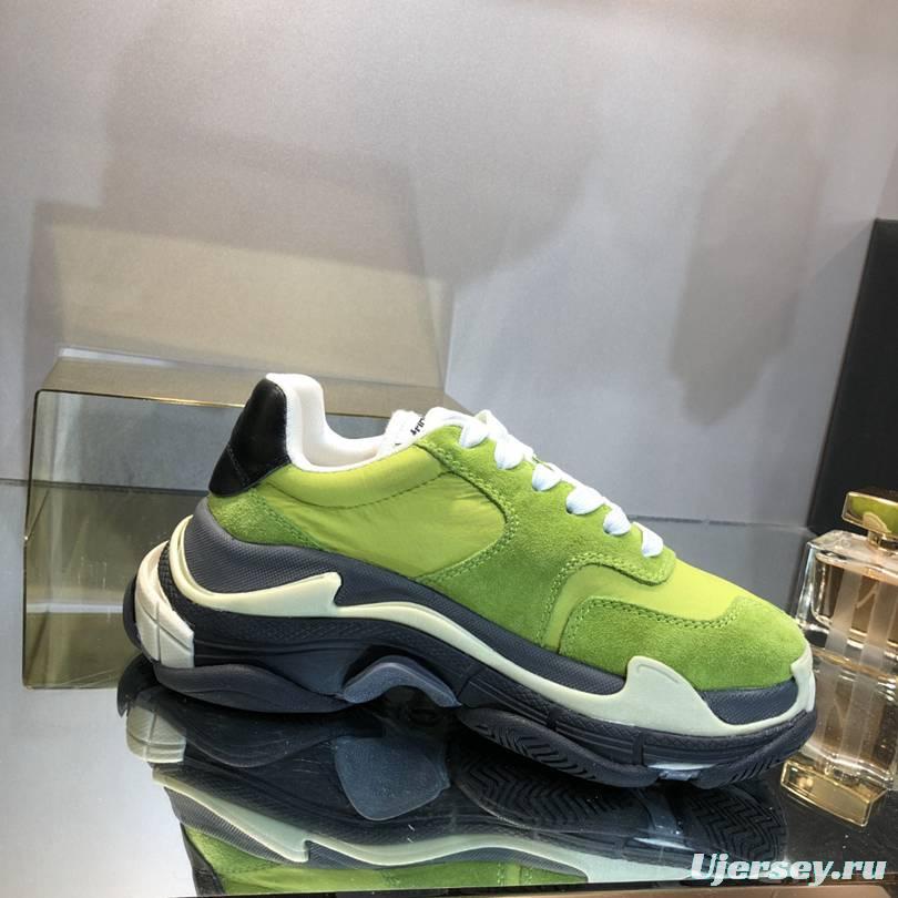 Men/Women Balenciaga Triple S 2.0 Sneaker Green Item 6380340