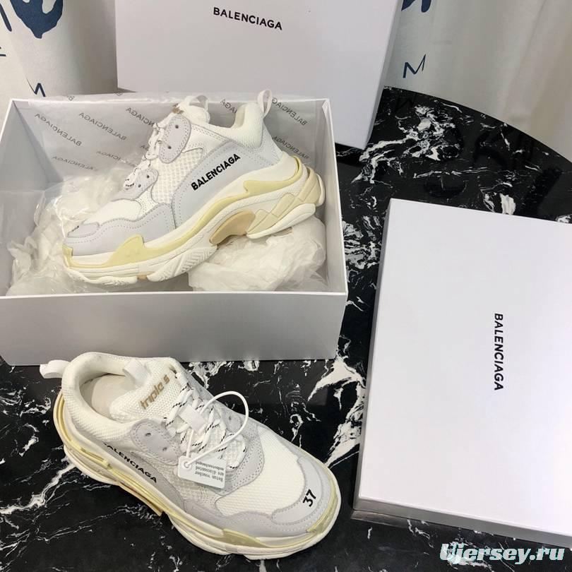 Men/Women Balenciaga Triple S Sneaker White/Grey