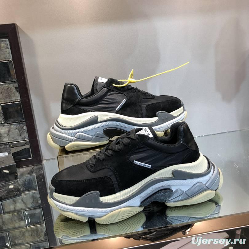 Men/Women Balenciaga Triple S Sneaker Black/Blue Sole Item 6380340