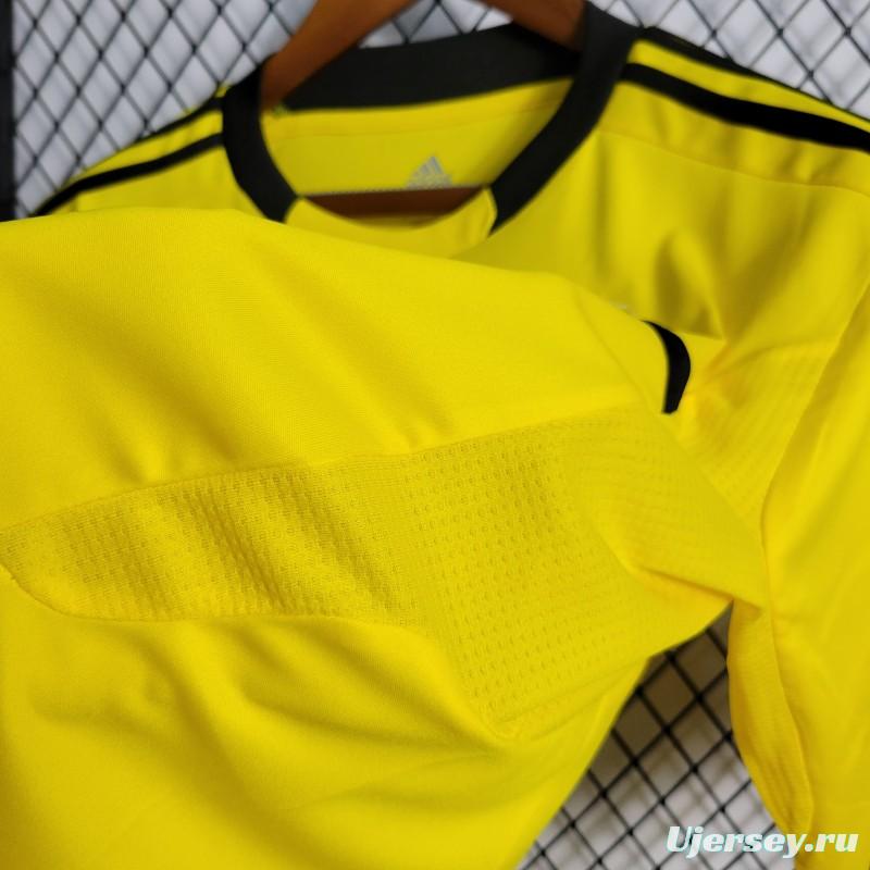 Retro 2011/12 Real Madrid Yellow Goalkeeper Jersey