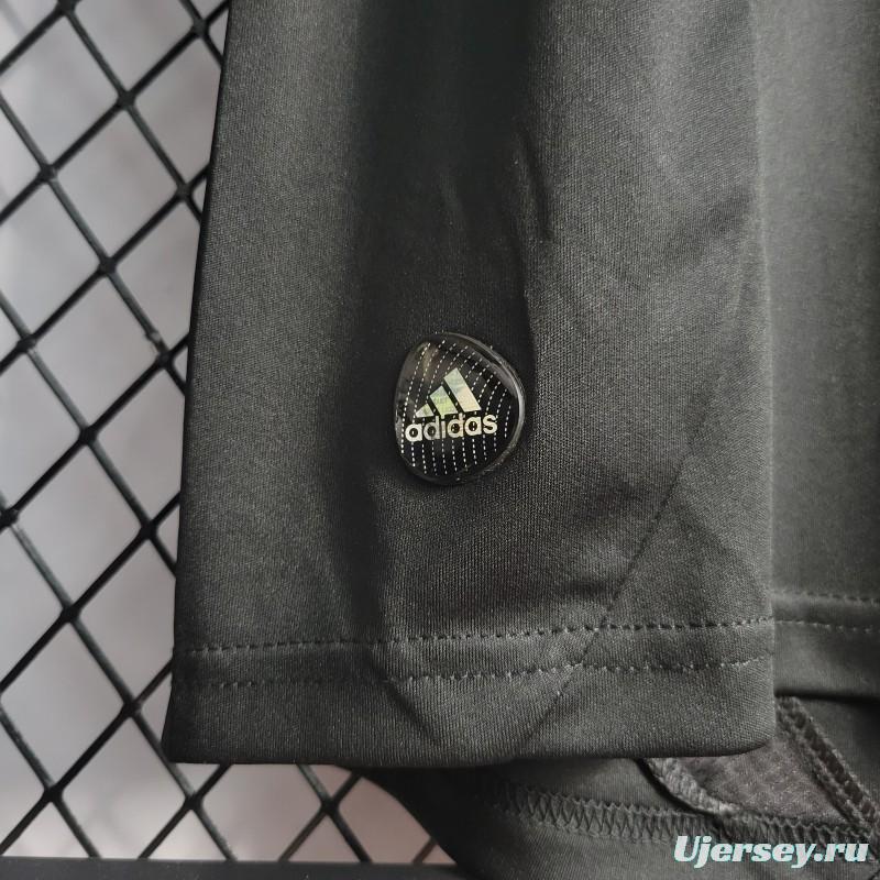 Retro 2011/12 Real Madrid Black Goalkeeper Jersey