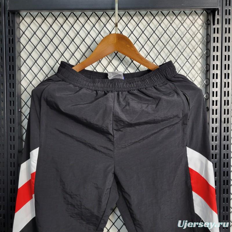 23-24 Windproof Pants Bayern Munich