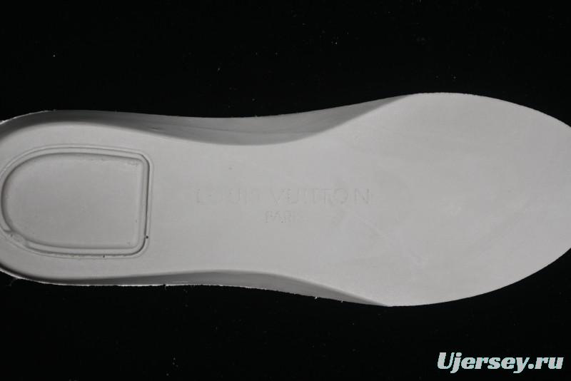 Louis Vuitton Archlight Sneakers with Wave-shaped Sole and Oversized Tongue - MBJ0