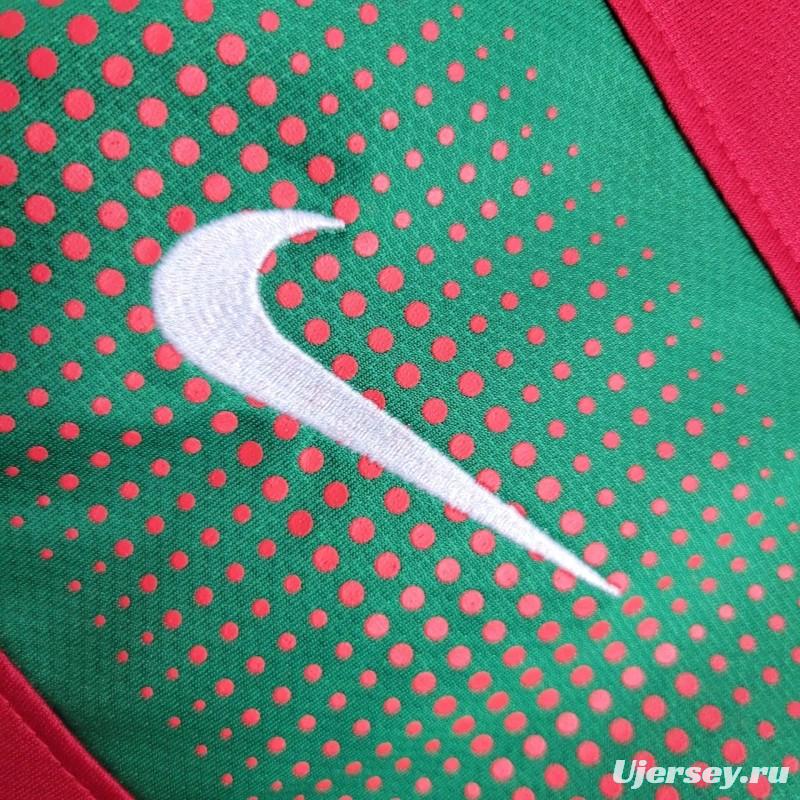 Retro 2010 Portugal Home Jersey