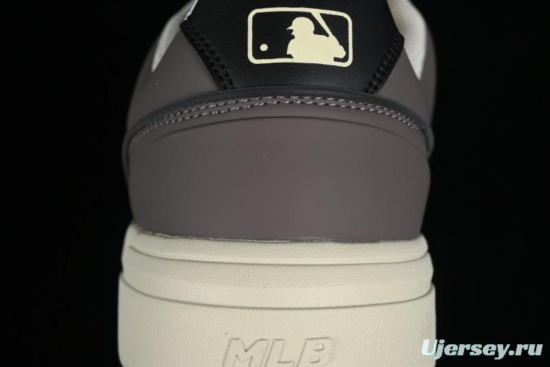 MLB Chunky Liner Basic New York Yankees Height Increasing Thick Sole Casual Sneakers - 3ASXCLB3N50CGS