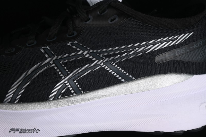Asics Gel-Kayano 31 Running Shoes with GEL Cushioning and FLYTEFOAM BLAST Technology - 1012B670-002