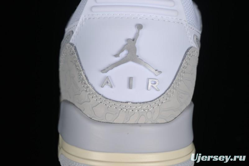 Air Jordan Legacy AJ312 Low Sneakers