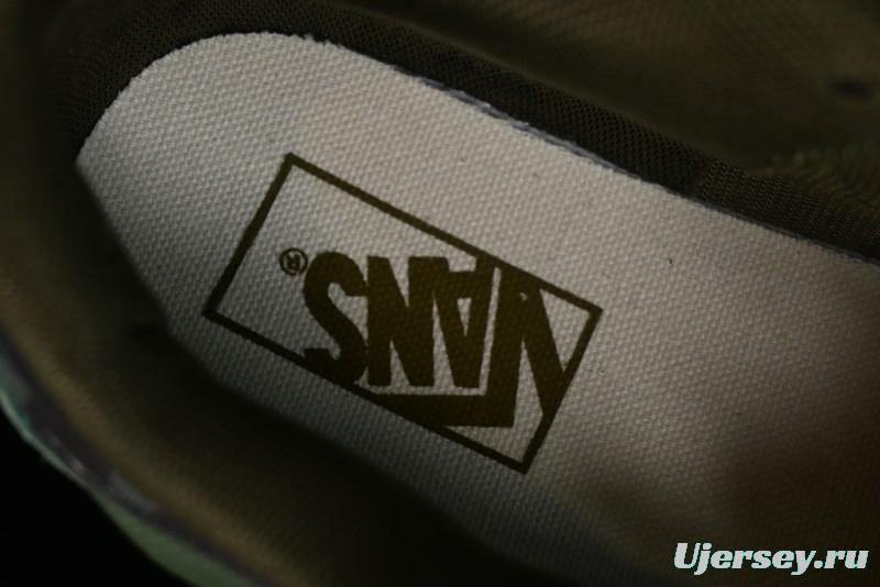 Vans Classics Knu Skool Camo Army Green Chunky Tongue Platform Sneakers - VN0007QC0WD