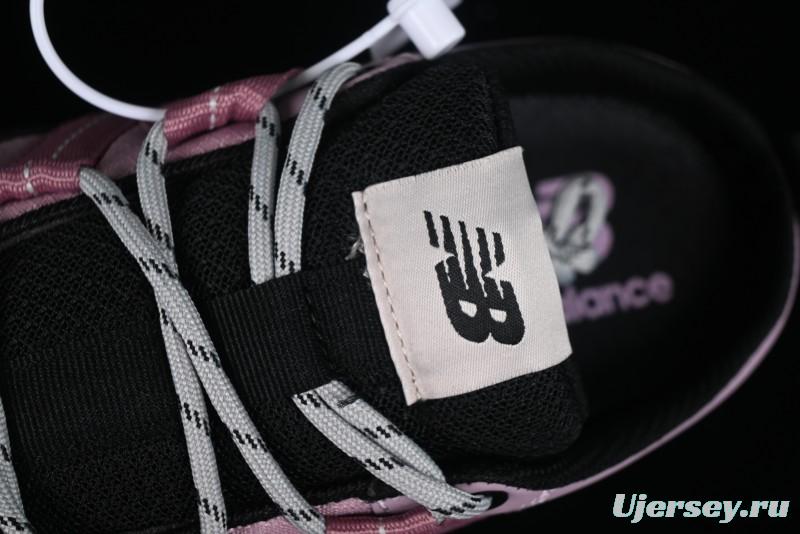 New Balance CRV CAP V2 Casual Sneakers with Flat Silhouette and Mesh Upper - SD3205BY2