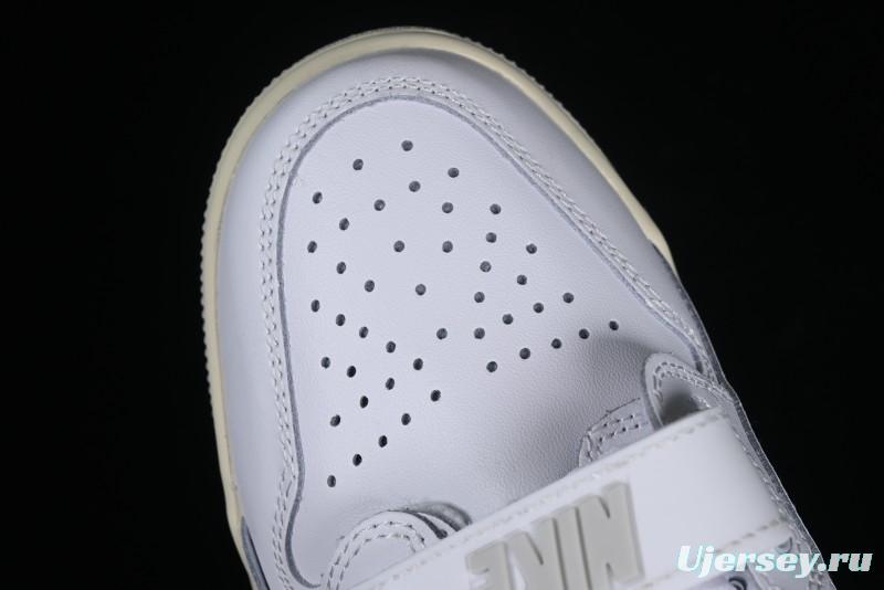 Air Jordan Legacy AJ312 Low Sneakers