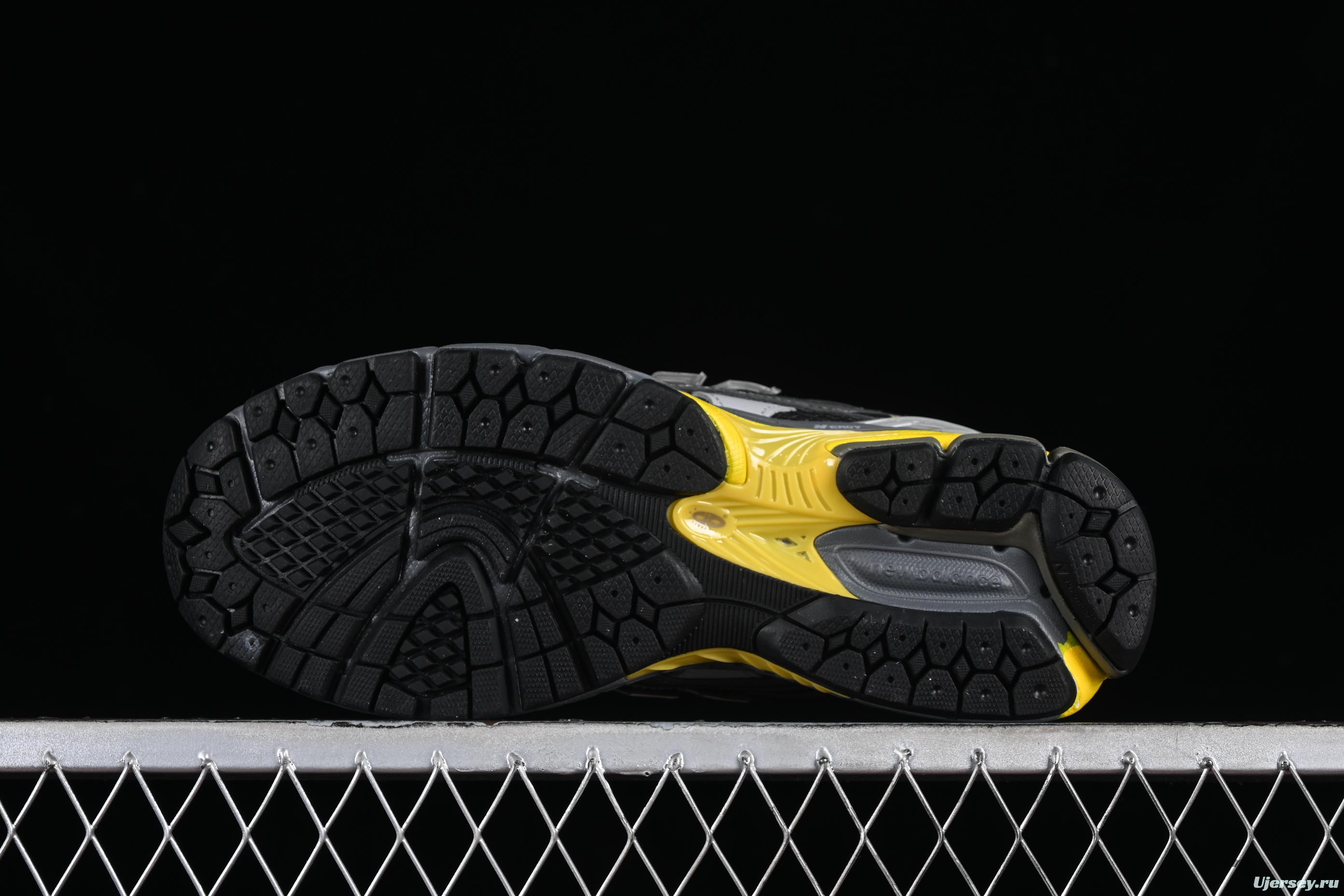 New Balance 1906 Series Retro Dad Style Casual Running Shoes - M1906NA