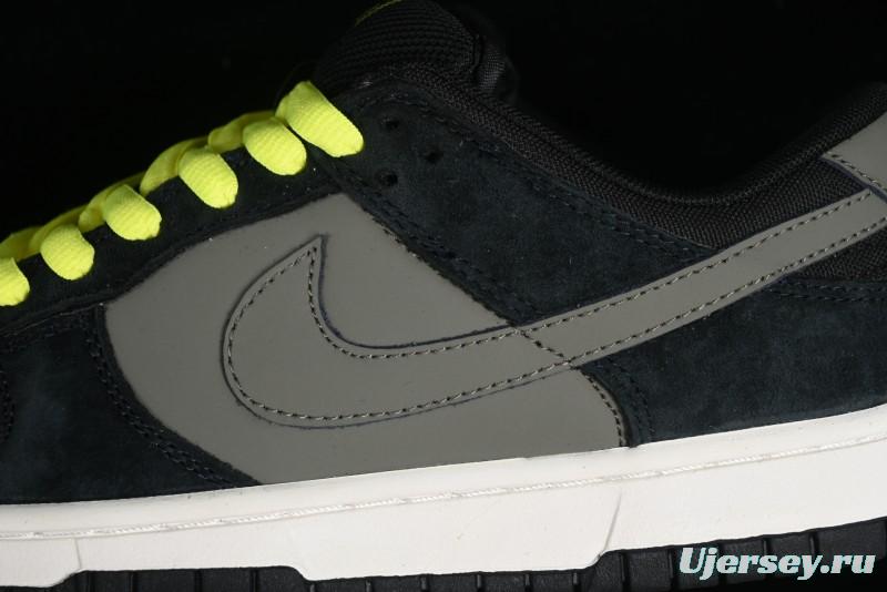 Nike Dunk Low SB Skateboarding Shoes - 302517-236