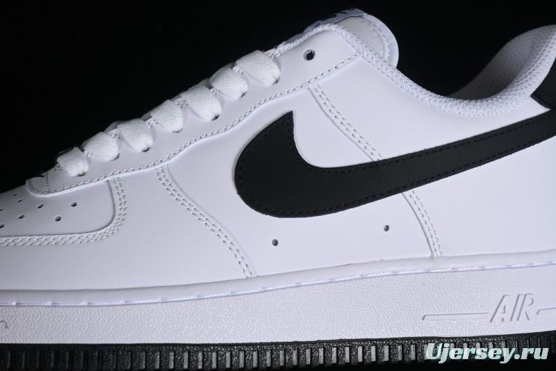 Nike Air Force 1 '07 Low Casual Sneakers in Black and White - FQ4296-101