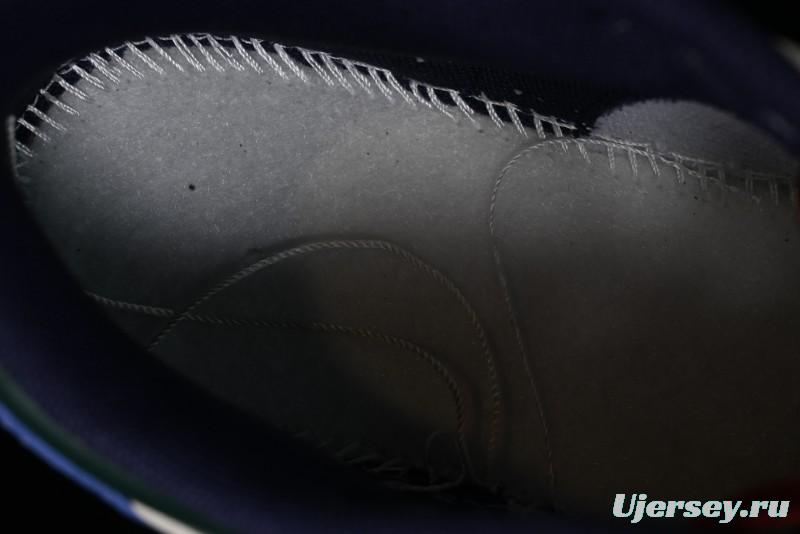 Nike SB Dunk Low Retro Skateboarding Shoes with Gorge Green and Red Swoosh Design - FV8106-361