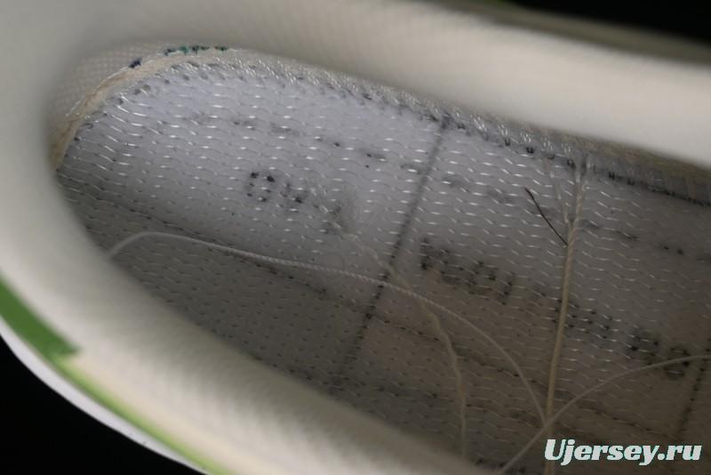 Nike Air Force 1 '07 Low Casual Sneakers with Full-Length Air Cushion - DV3808-102