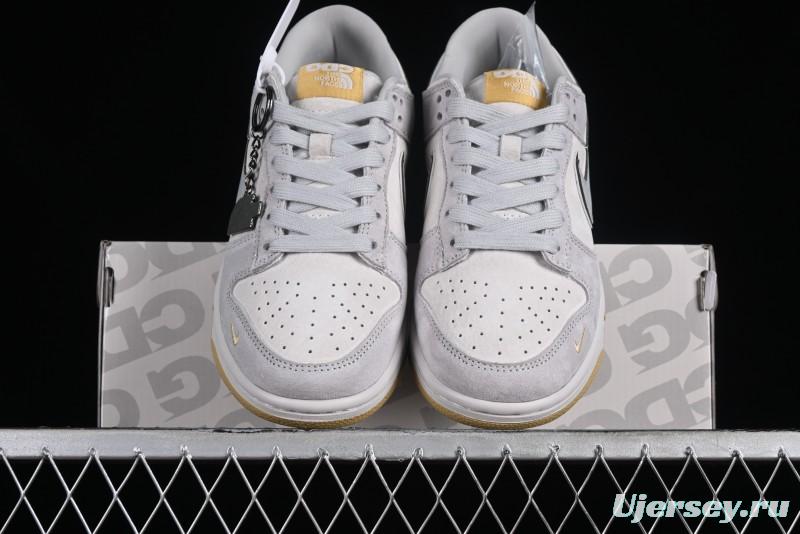 Nike Dunk Low The North Face CDG Collaboration - Gold SB Low Top Skate Shoes - DQ1098-337