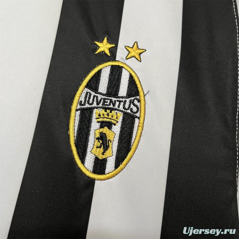 03/04 Retro Juventus Home Jersey