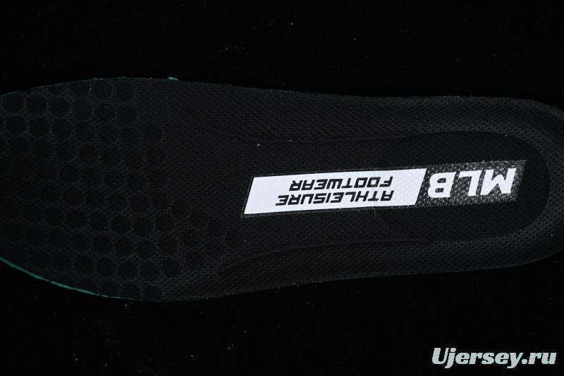 New York Yankees MLB ACE Runner Lightweight Casual Sneakers - 3ARNACE4N50BKS