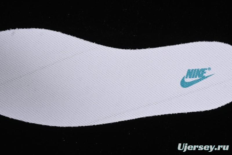 Nike Runtekk Run V2K Cushioned Low-Top Retro Running Shoes with Anti-Slip Design - FD0736-105