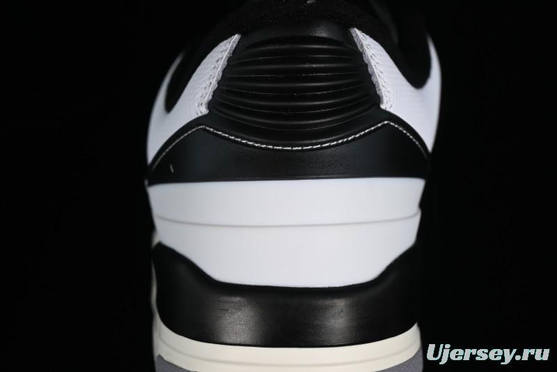 Nike Air Jordan 2/3 Retro Low-Top Basketball Shoes in White/Black - FD0383-100