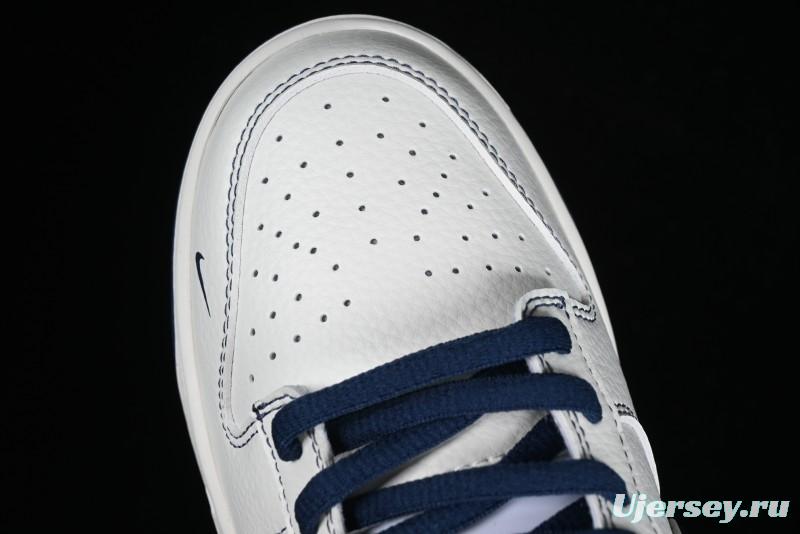 Nike Supreme x SB Dunk Low Collaboration Dark Blue Colorway Low-Top Casual Skate Shoes - RM2308-238