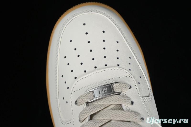 Nike Air Force 1 '07 Low Bugs Bunny Casual Sneakers - XC2351-660