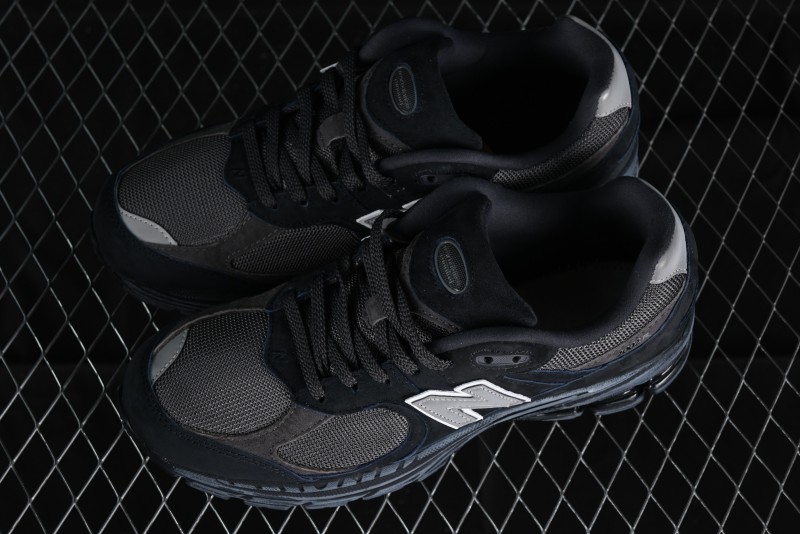 New Balance 2002 Series Retro Casual Running Shoes with Upgraded N-ERGY Cushioning - M2002RBV
