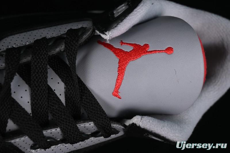 Nike Air Jordan 3 Retro Sneakers with Iconic Elephant Print and Visible Air Cushion - DN3707-010