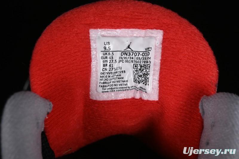 Nike Air Jordan 3 Retro Sneakers with Iconic Elephant Print and Visible Air Cushion - DN3707-010