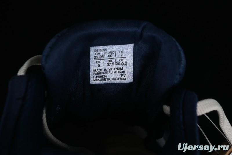 Asics Gel-Kayano 31 Running Shoes with Enhanced Cushion and Breathable Design - 1011B955-100