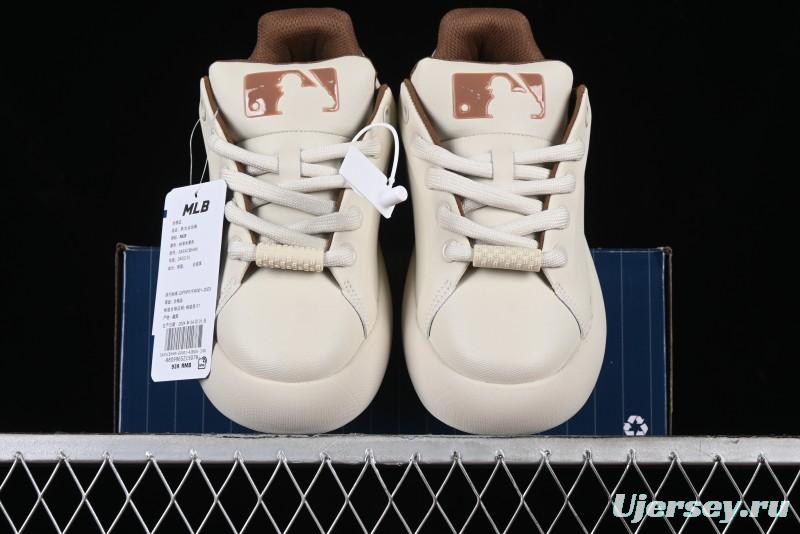 MLB Chunky Classic Base Heel Monogram Lightweight Platform Sneakers - 3ASXCBH4N43BGS