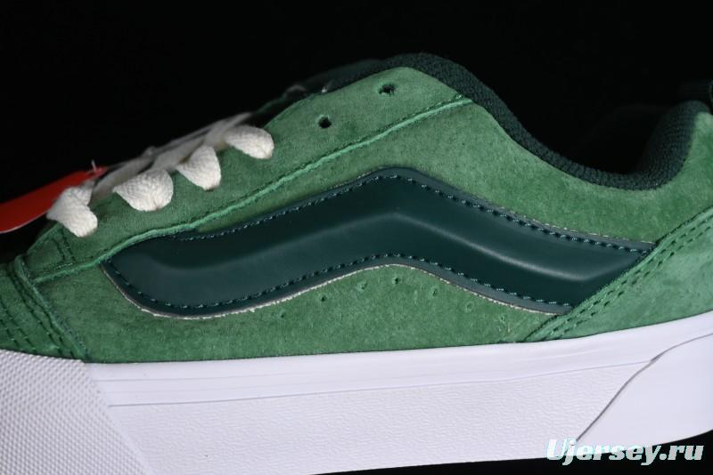 Vans Classics Knu Skool Retro Sneakers with Enlarged Toe and Thickened Tongue - VN0009QCLC2