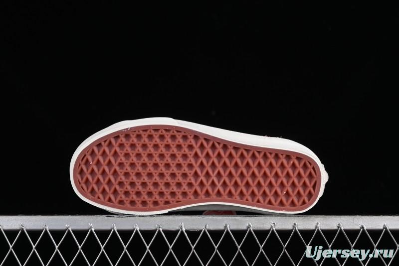 Vans Style 36 Low-Top Skate Shoes with Pink Embroidery - VN000CRPGRN