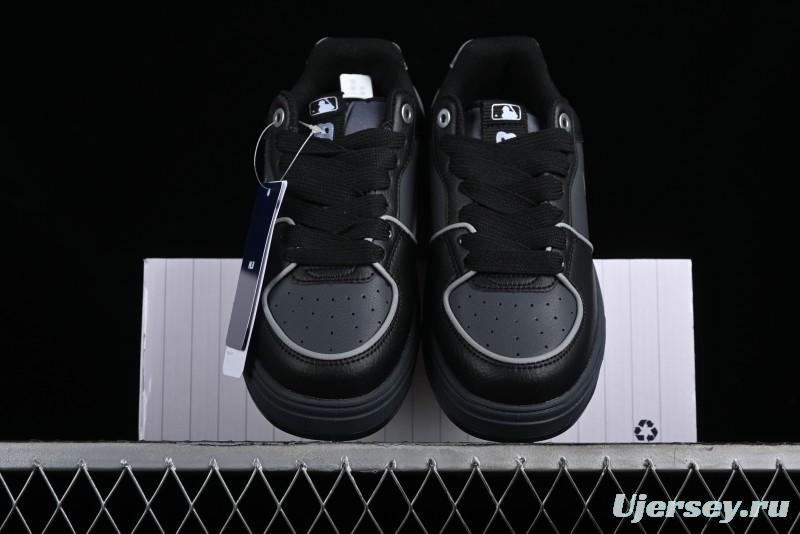 New York Yankees MLB Chunky Liner Basic Height Increasing Casual Sneakers - 3ASXCLB3N50BKL