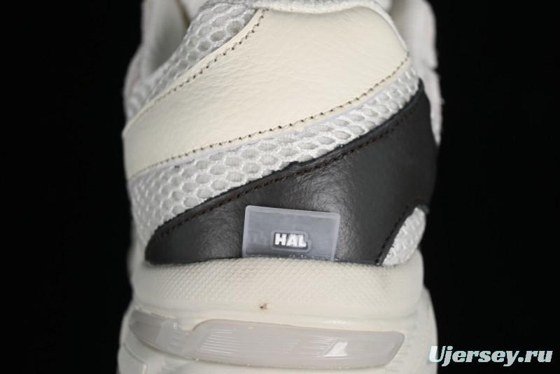 Asics Tiger GEL-1130 Low-Top Retro Running Shoes with GEL Cushioning and Ortholite Insole - 1201A982-200