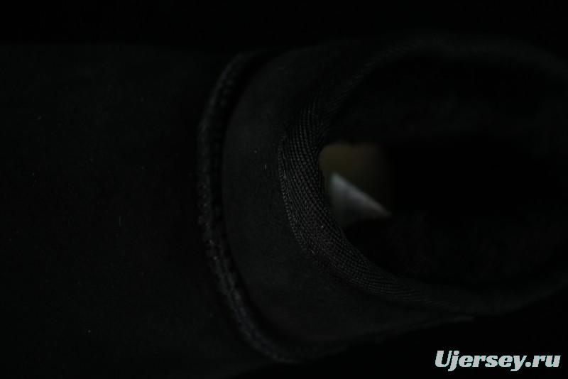 UGG Classic Ultra Mini Short Boots with Genuine Australian Sheepskin and TREADLITE Outsole - 1116109