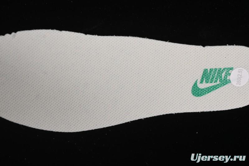 Nike Classic Cortez Leather Retro Running Shoes - DM4044-104