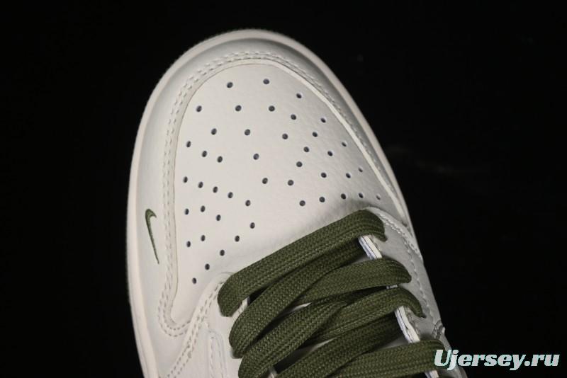 Nike Travis Scott x Fragment Design x Air Jordan 1 Low OG SP AJ1 Retro Sneakers in Off-White & Fresh Green - DM6688-606