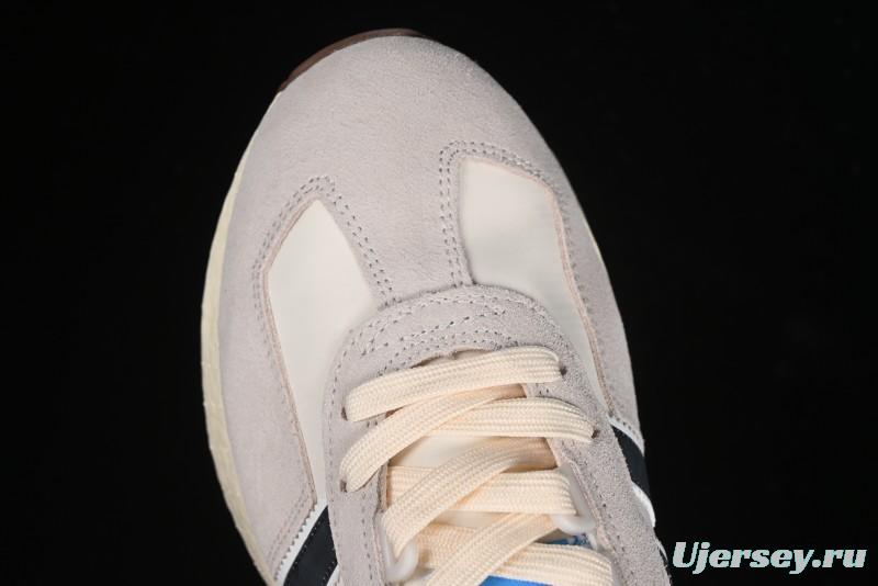 Adidas Retropy E5 IE8105 Running Shoes with Boost Cushioning - IE8105
