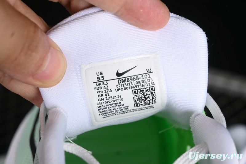 Nike Zoom Fly 5 Premium Lightweight Running Shoes with React Technology and Carbon Fiber Plate - DM8968-101